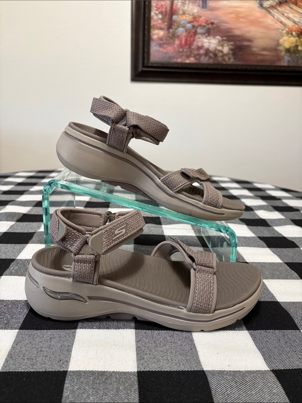Skechers Gowalk Arch Fit 2.0 Exhilarate Ultra Go Sandal Shoe Women 7 Gray Straps